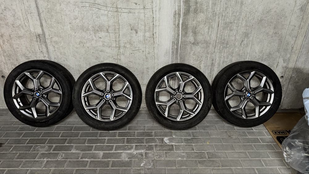 Оригінальні диски BMW R19 + всесезонні шини Pirelli Cinturato P7 (RF)