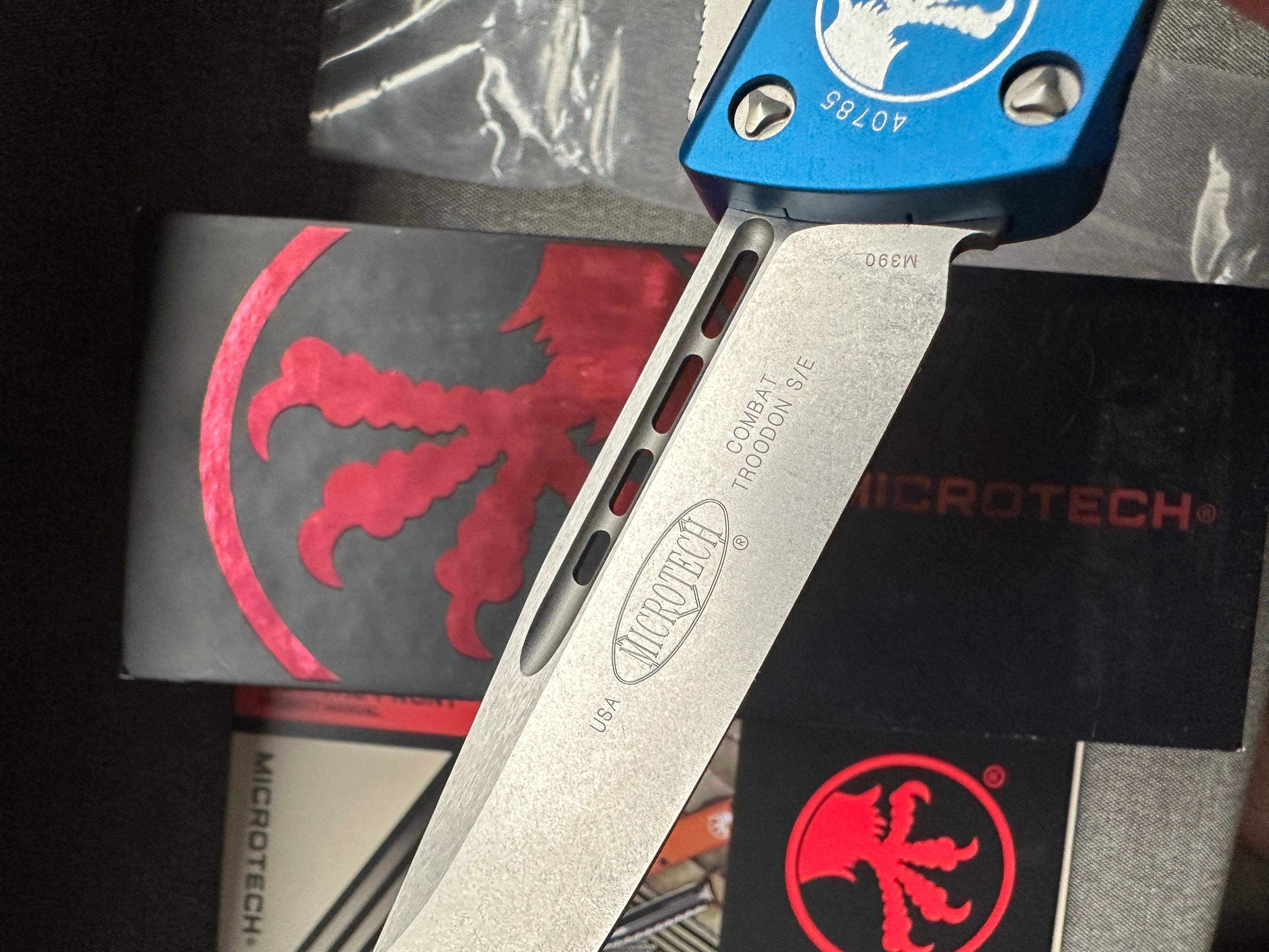 Nóż Microtech Combat Troodon Blue 143-10BL