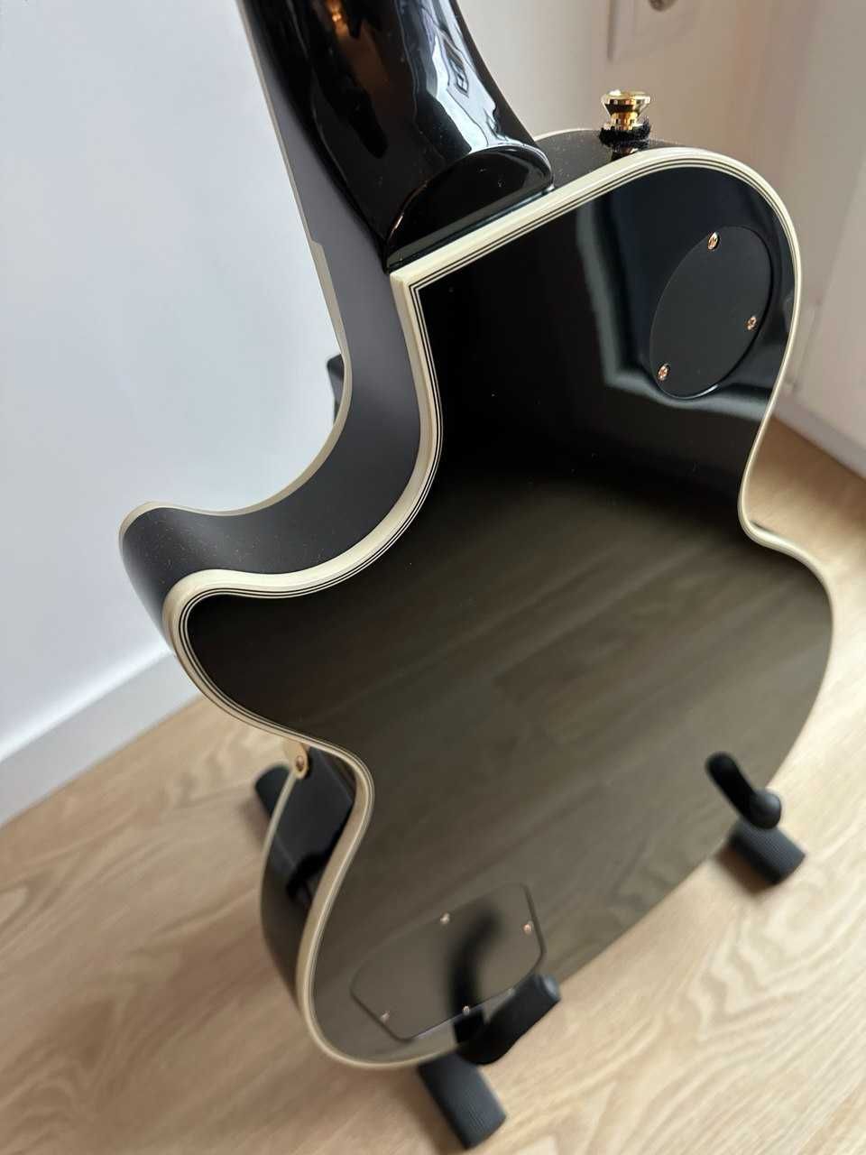 Epiphone Les Paul Custom Ebony (580 Euro até 31/08)