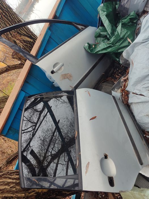 Продам двідвері пасат б5