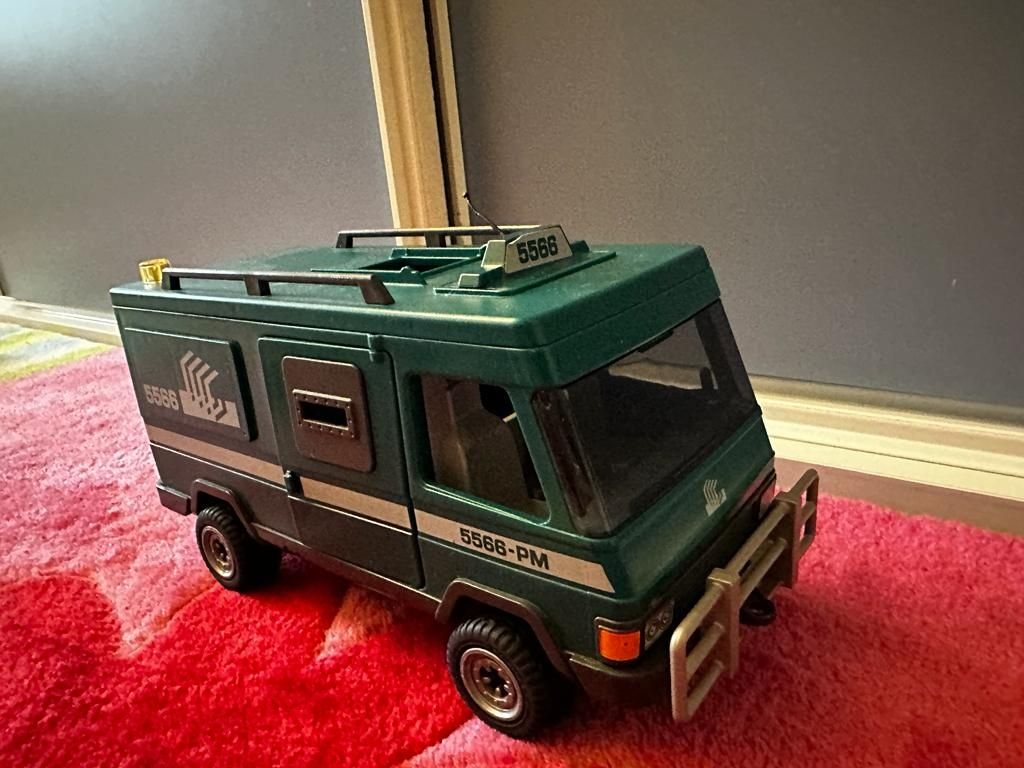 Playmobil City Action 5566 Transporter pieniędzy auto samochód