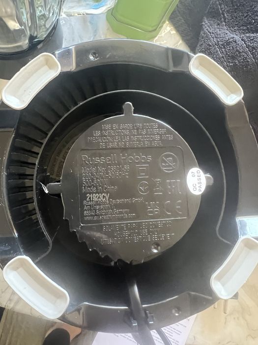 Блендер , ледокол, шейкер RUSSELL HOBBS Steel Jug & Personal