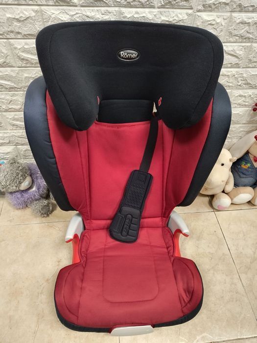 Автокрісло BRITAX ROMER KIDFIX XP Група 2/3 (15-36 кг) бустер