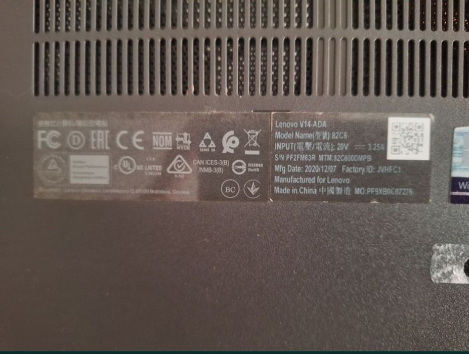 Laptop Lenovo V14-ADA