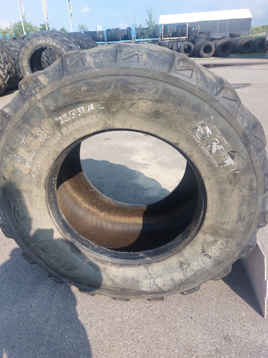 600/55R26.5 BKT opona używana rolnicza