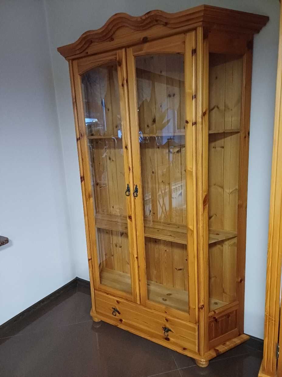 Drewniana witrynka, biblioteczka, sosnowa, przeszklona