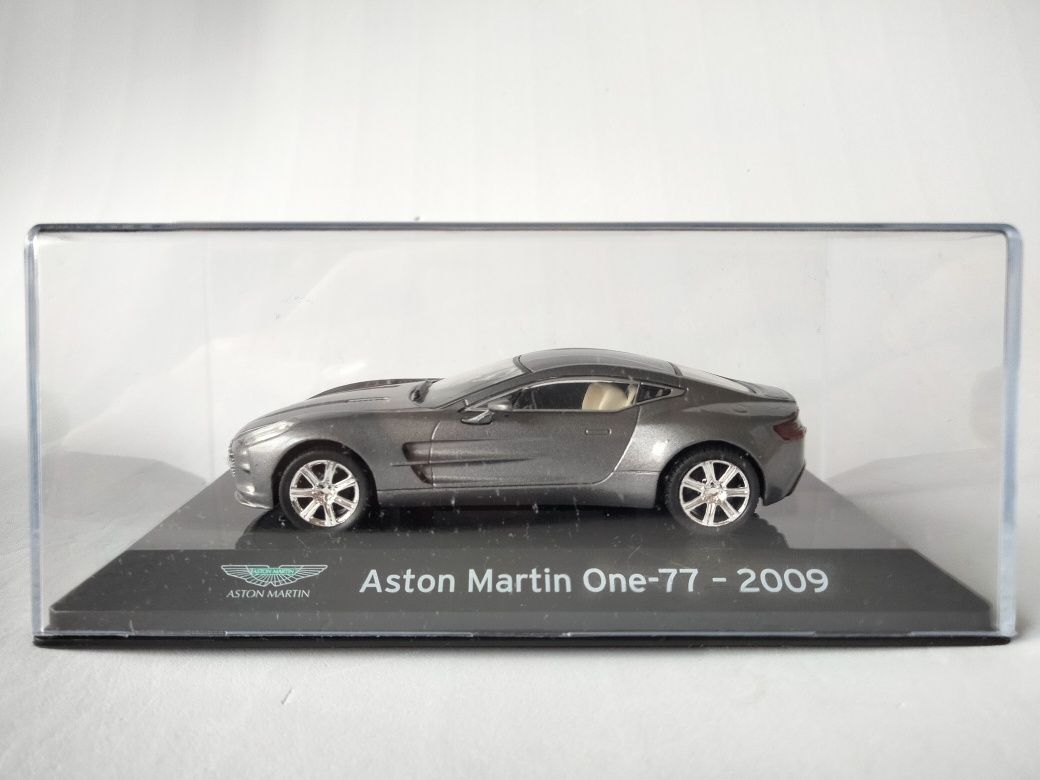 1/43 Aston Martin One-77 (2009)