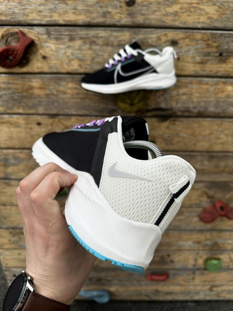 Кроссовки Nike Air Zoom Pegasus (черно-белые) беговые