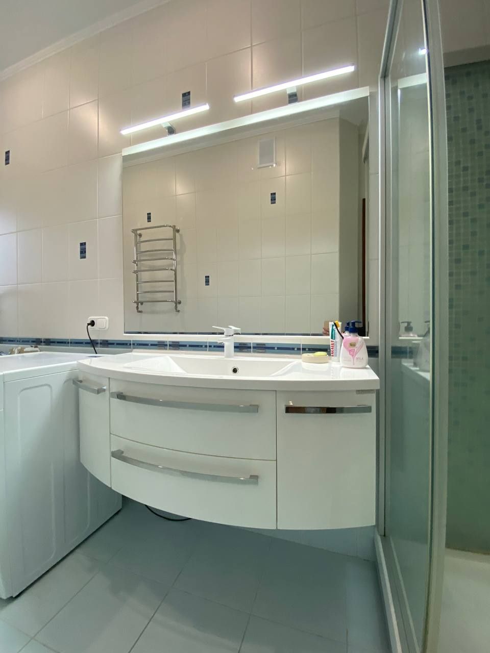 Продам 3-х кімнатну  2 х рівневу квартиру,автономне опалення,сталінка.