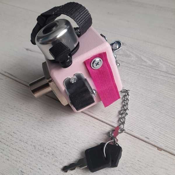 Kostka manipulacyjna edukacyjna sensoryczna Montessori