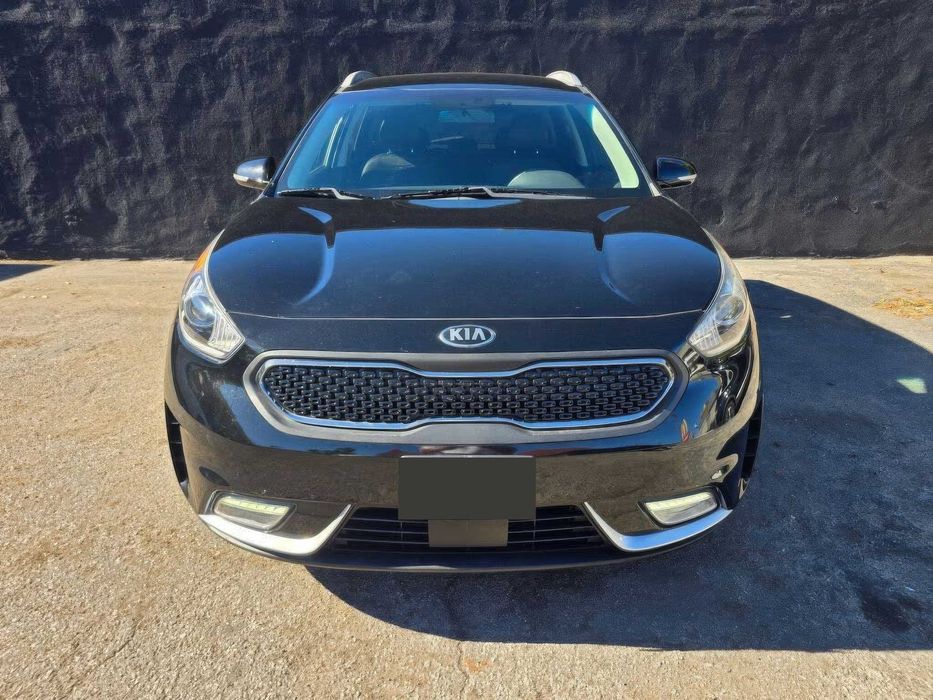 Kia Niro EX      2017