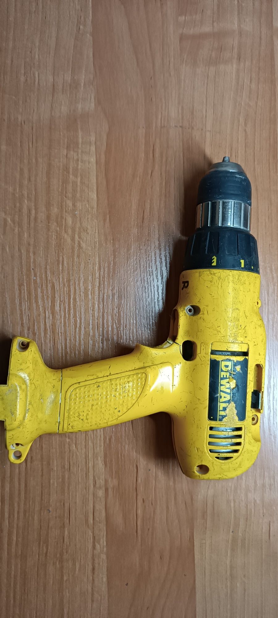 wiertarko- wkrętarki DeWalt DC988 2szt, DW952