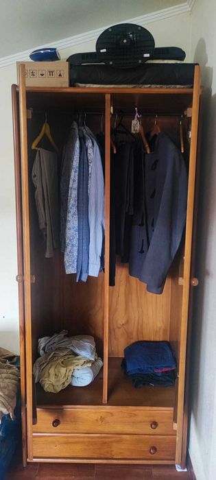 Guarda fatos MADEIRA maciça