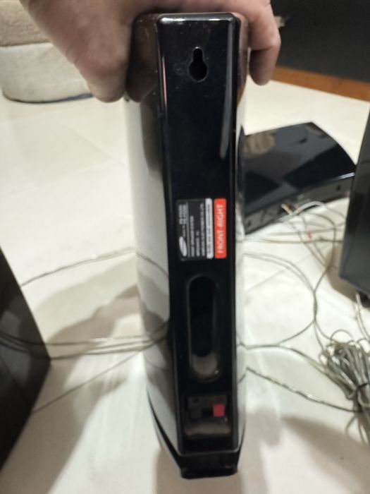 Subwoofer e colunas Samsung