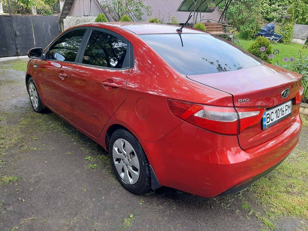 Kia Rio 2012p 1,4 Gaz Бензин Вся в рідній Фарбі.