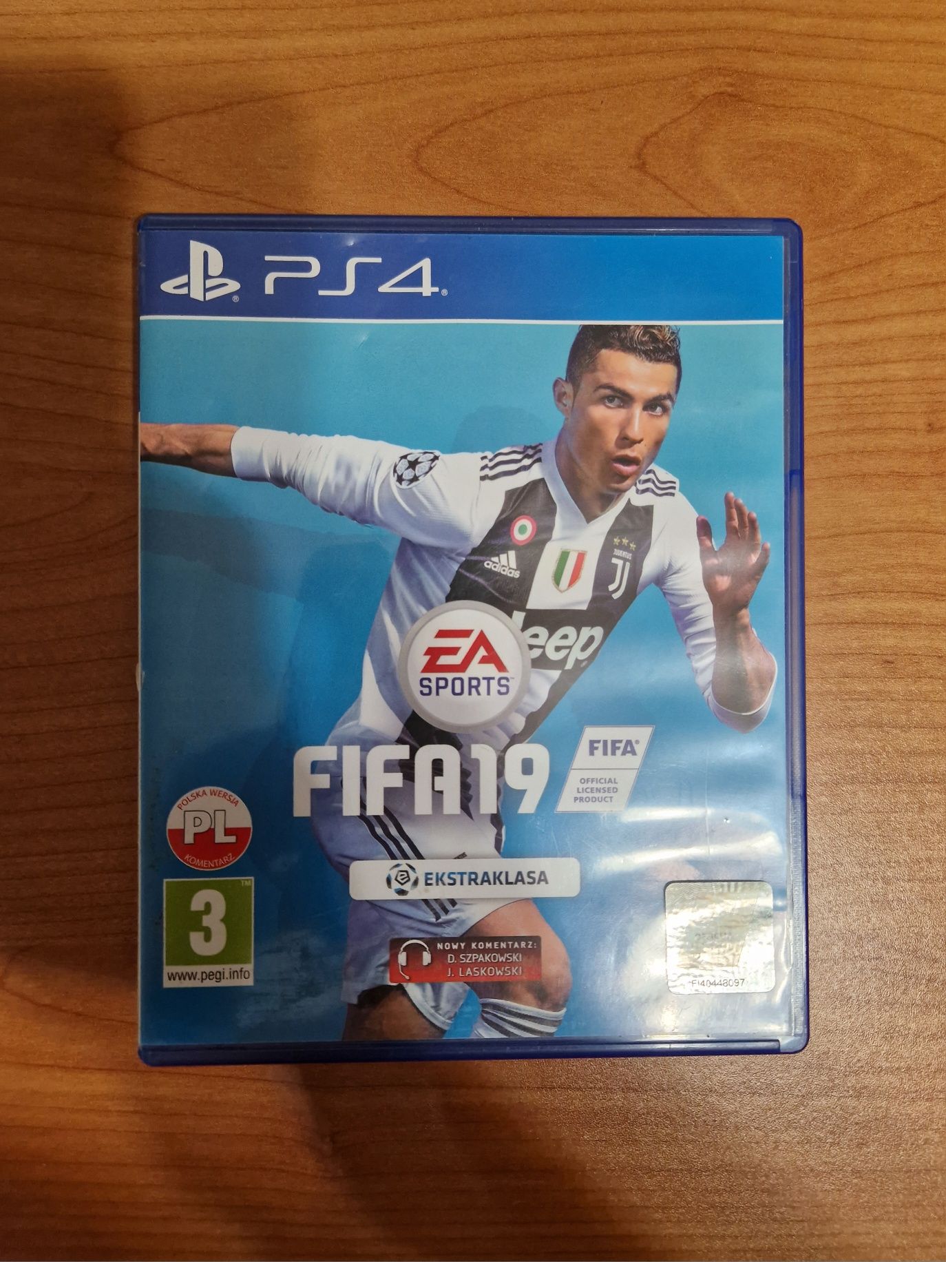 FIFA 19 PS4 gra na konsole