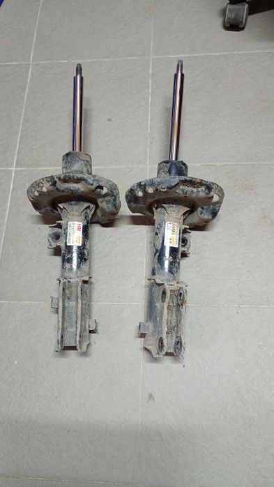 Амортизатори HYUNDAI Ioniq передні 54661G7000 / 54651G7000