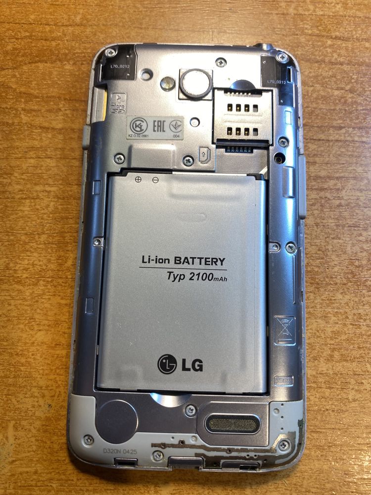 Телефон LG D285 L65 Dual. Не включается. На запчасти, восстановление.