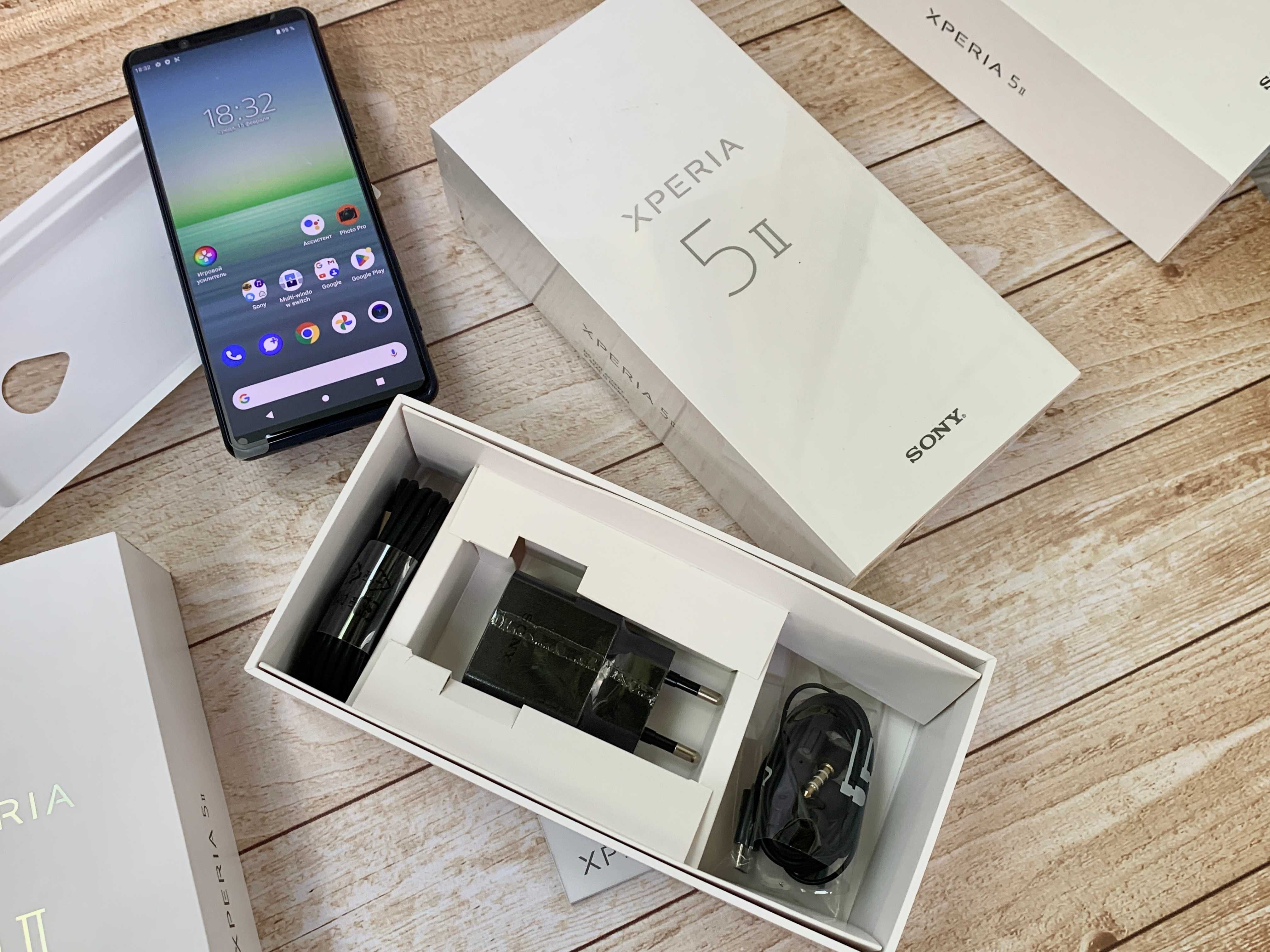 Новий, з гарантією - Sony Xperia 5 II - 128/8 120Гц OLED 865 (Mark 2 )