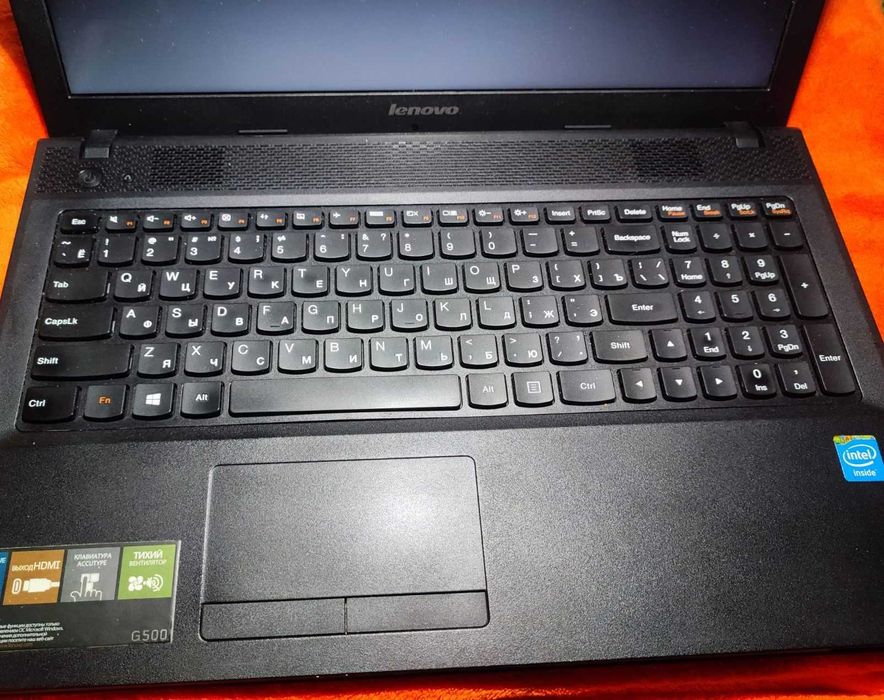 Ноутбук Lenovo 15" как новый в идеале. SSD +Hdd. Батарея 3часа.