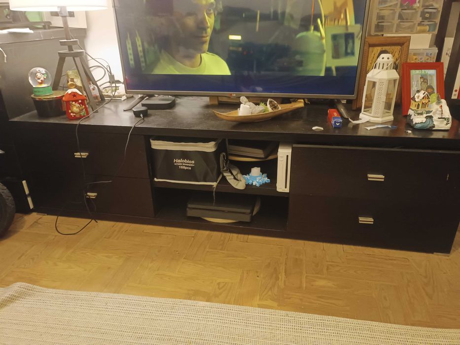 Móvel de televisão