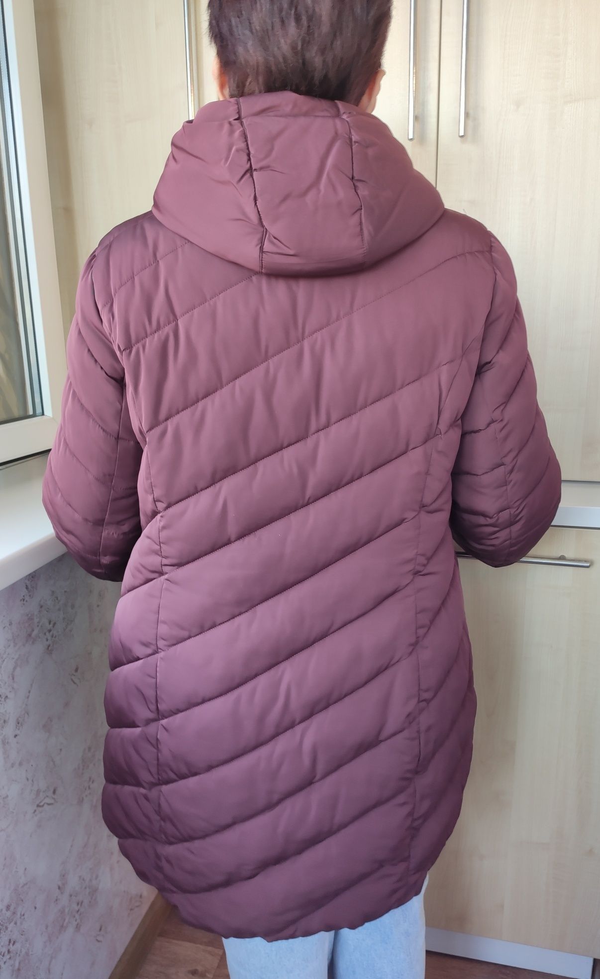 Продам теплую осенне зимняя куртка пуховик, размер 50