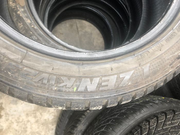 Комплект шин KUMHO 205/50 R16 I ZEN Kiv23 зимняя резина