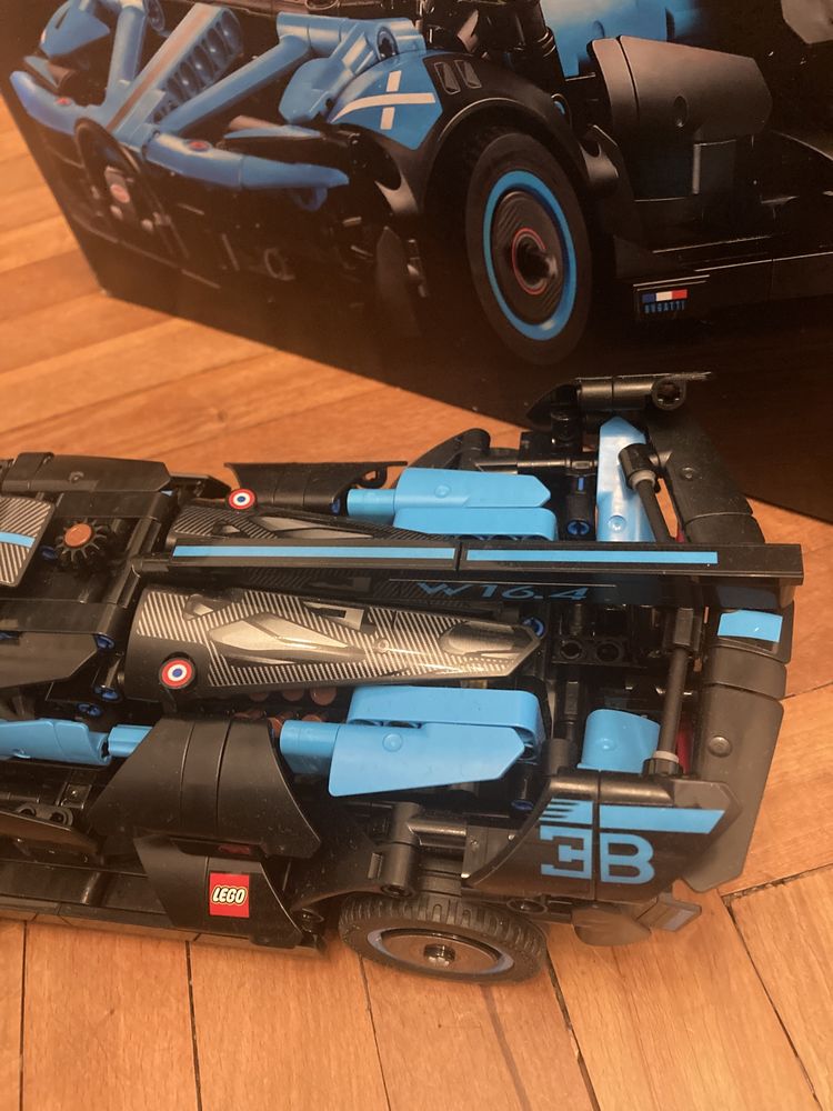 Lego bugatti bolide, komplet, 42162