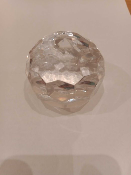 Pisa-papéis de cristal da Atlantis