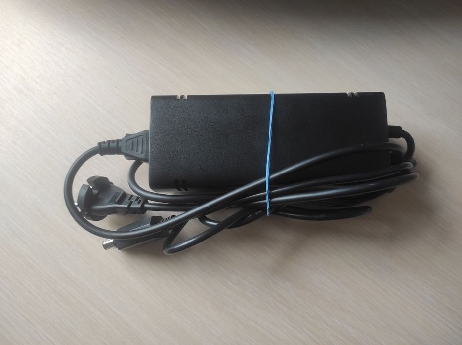 Xbox 360 slim б/у. Тільки самовивіз