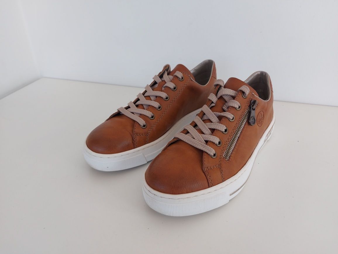 Buty trampki Sneaker Rieker w rozmiarze 40