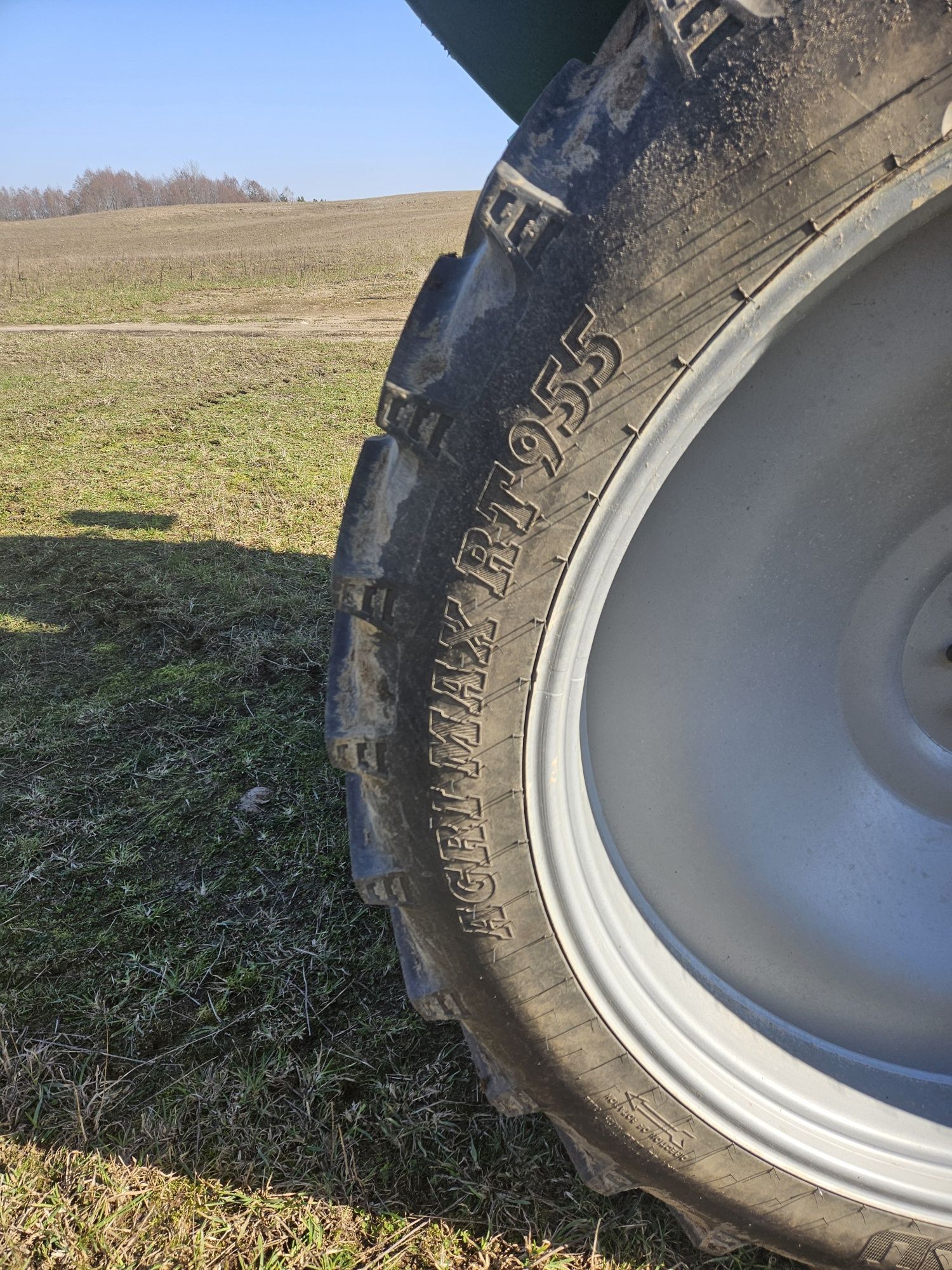 Koła do międzyrzędzi Deutz, BKT AGRIMAX RT: 955 270/95 R32, 270/95 R46