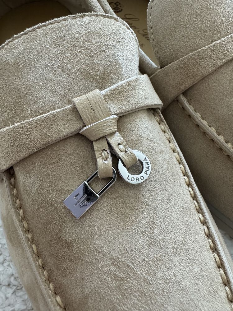 Loefersy Loro Piana rozmiar 39