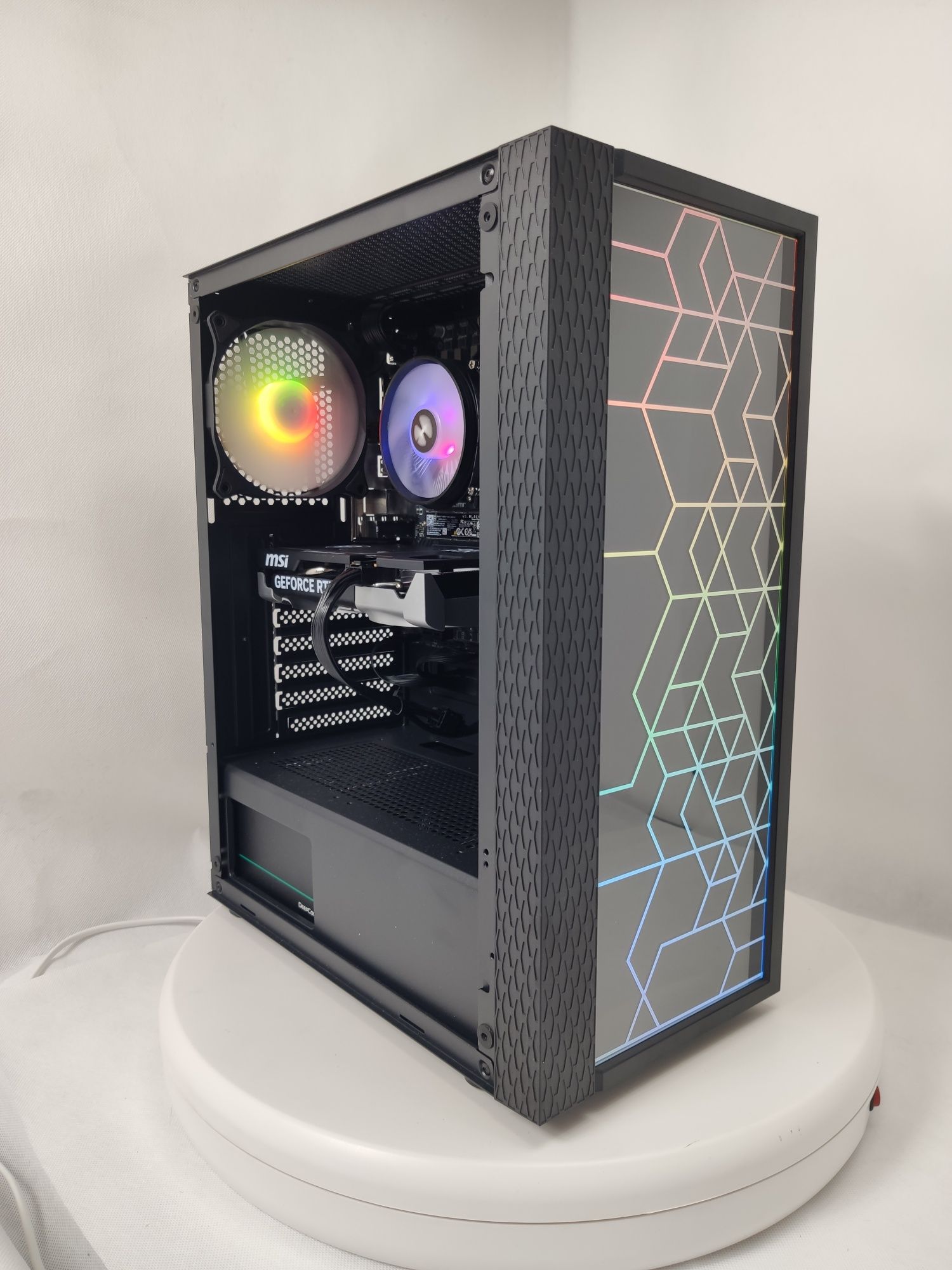Komputer Gamingowy i7-14700, RTX 5060, 32 GB,SSD,Win 11 Pro