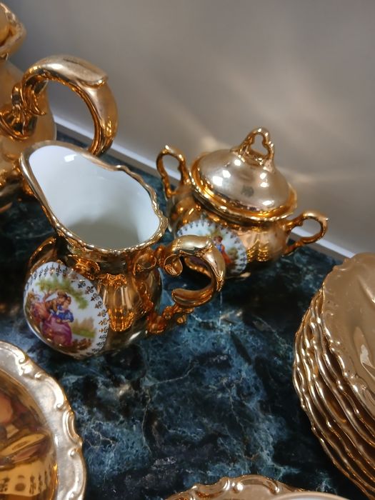 Serviço de chá Rococó antigo