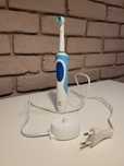 Szczoteczka do zębów Oral B Vitality z ładowarką
