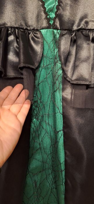 Strój czarownicy rozm. 122/128