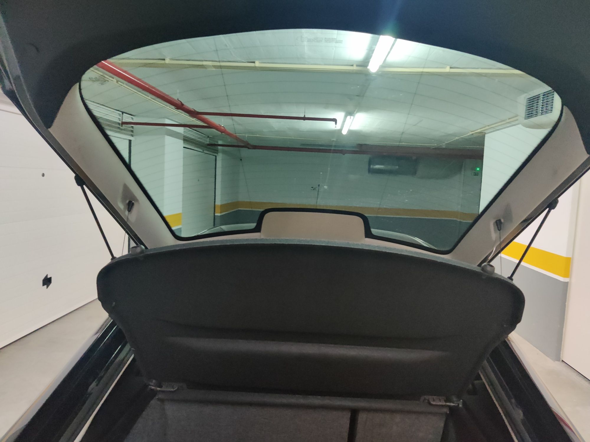 Ford Mondeo 1.8 SCI 130cv Titanium impecável