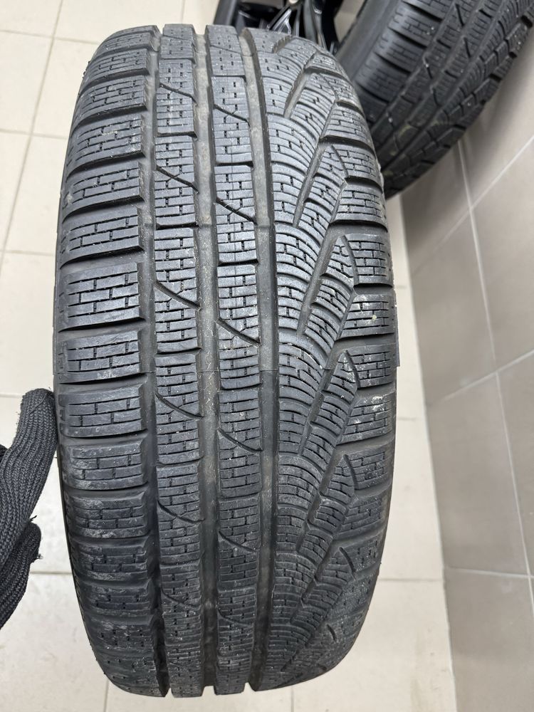 Оригінальний компект шин,та дисків,R18 Volkswagen Tiguan,Skoda Kodiag