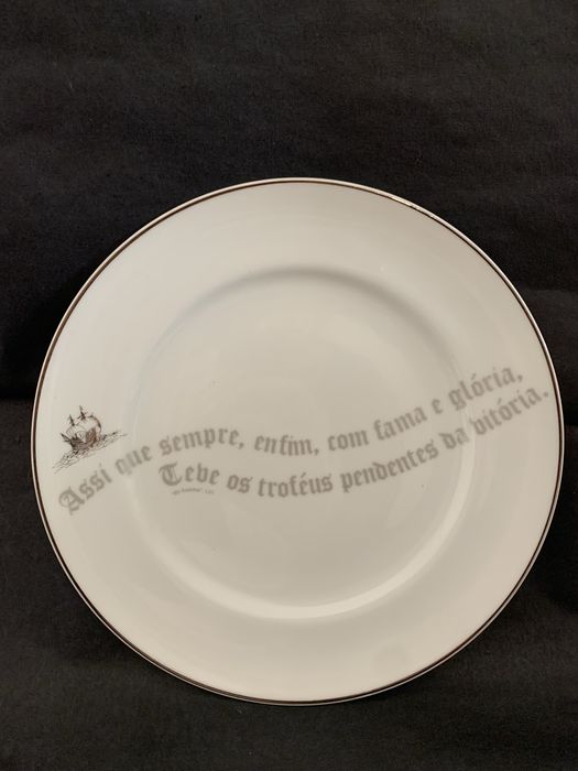 Serviço de Mesa “Os Lusíadas” 18 peças +2