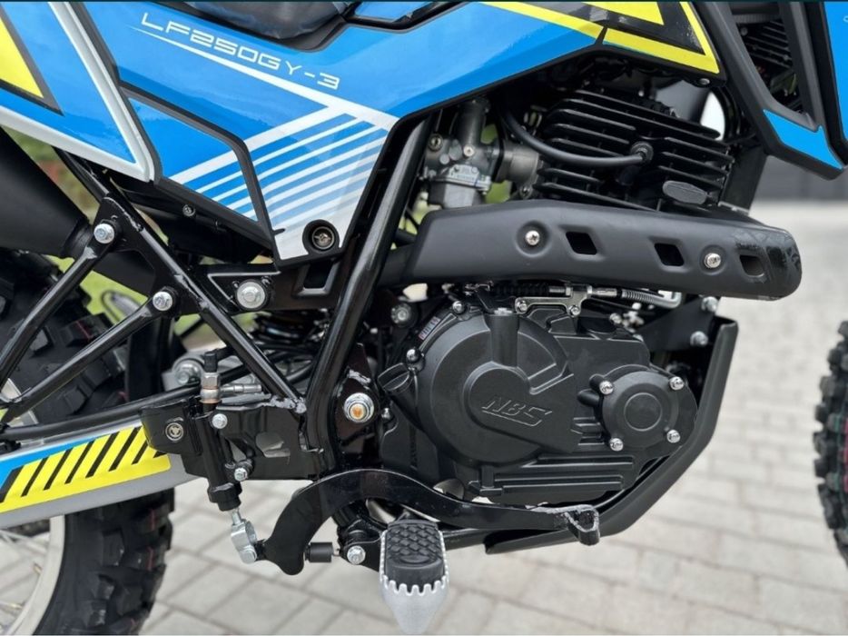 Мотоцикл ендуро Lifan KPX 250