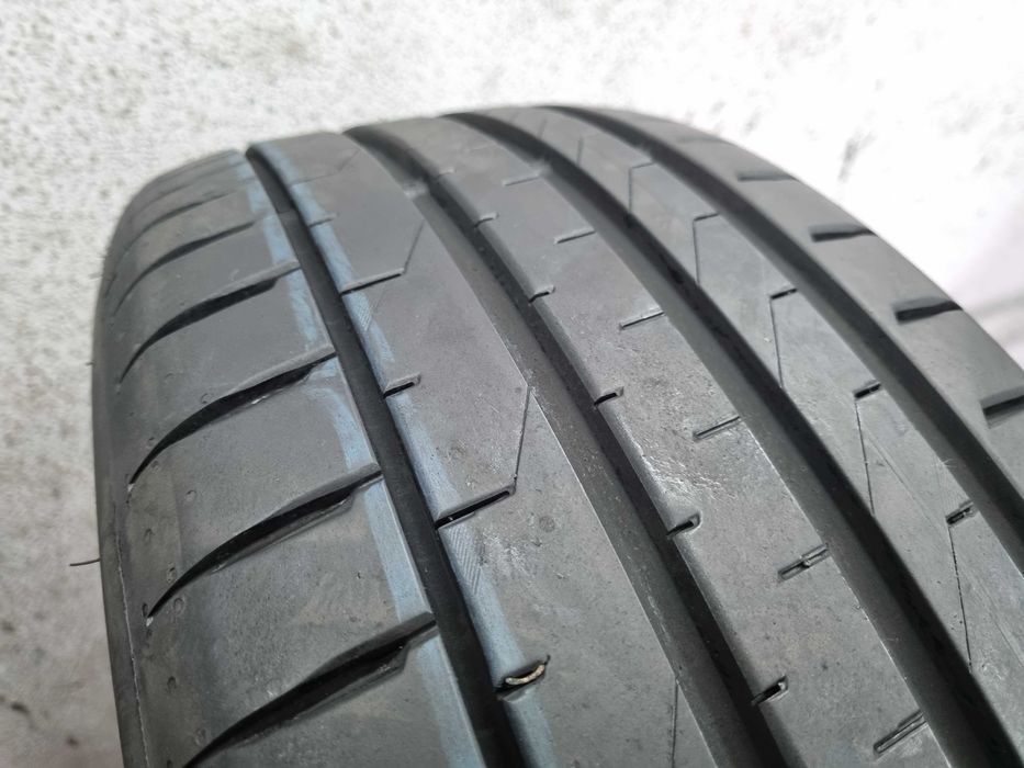 225/50/18 99W Falken Azenis FK520 D.4824