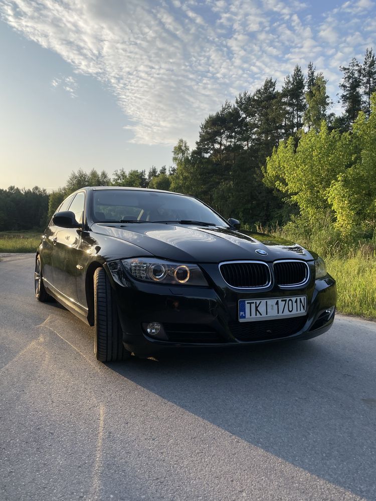 Sprzedam BMW e90 2010r