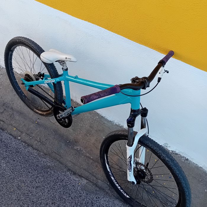 Vendo dirt jump em bom estado