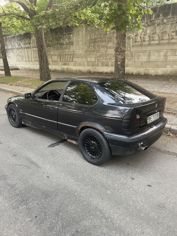 Продам Е36 compact