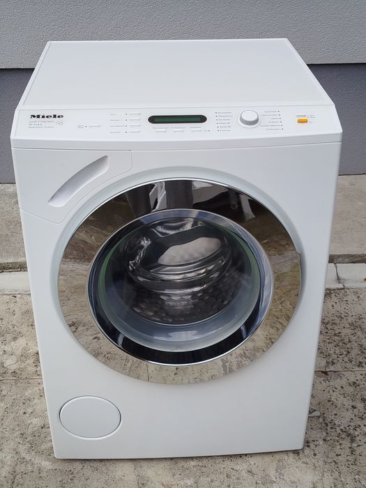 Пралка Miele А+ Softronik W4144