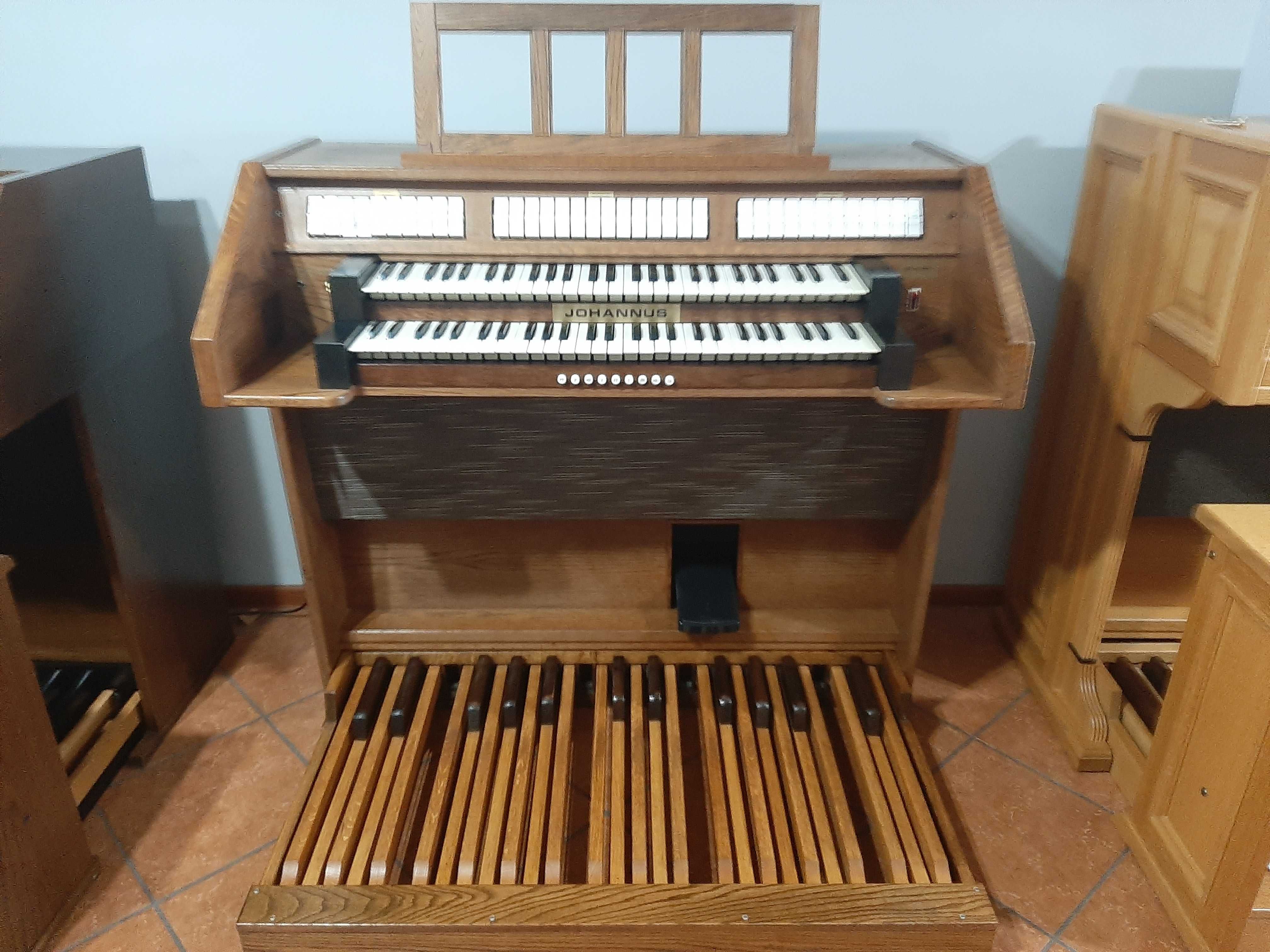 Organy kościelne Johannus Opus 205