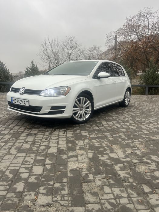 Продам гольф 7 год выпуска 2015