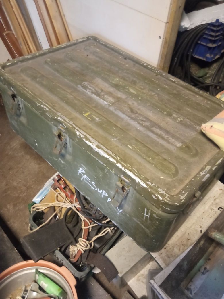 Skrzynie transportowe