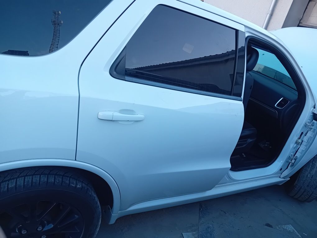 Drzwi lewy tyl pwd dodge durango